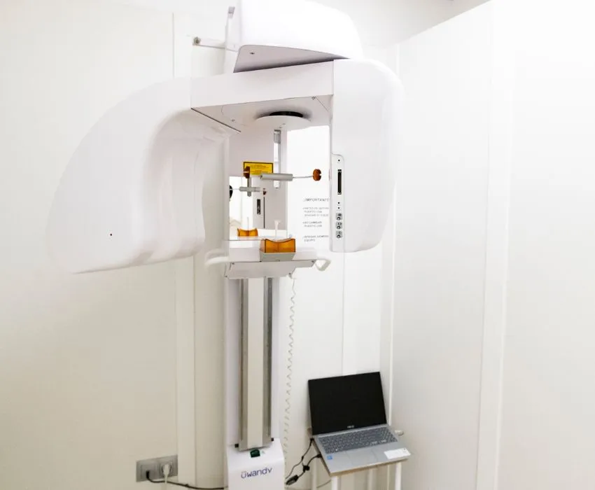 clinica dental profesional en granada