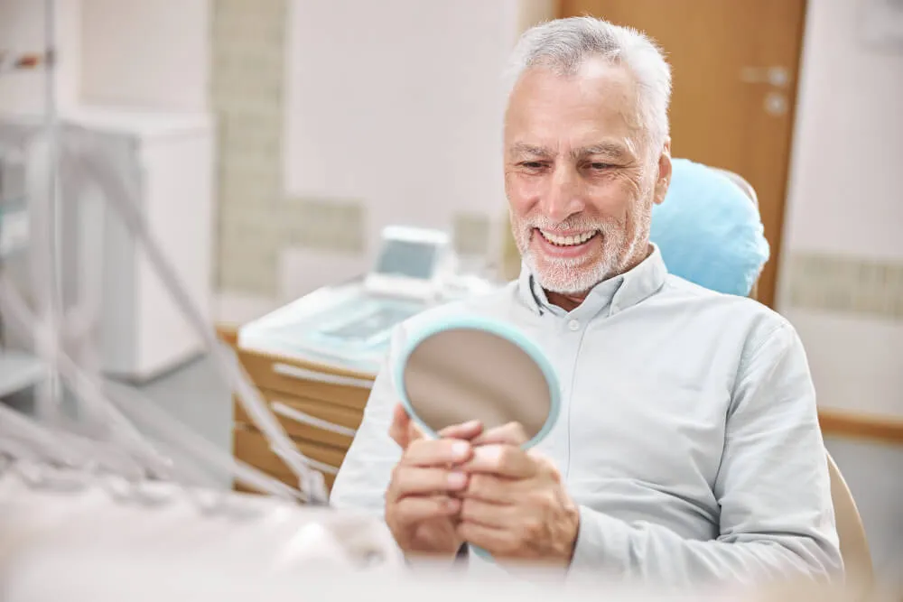 implantes dentales en granada